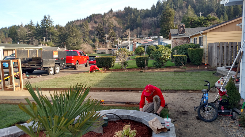 Leo’s Landscape Maintenance