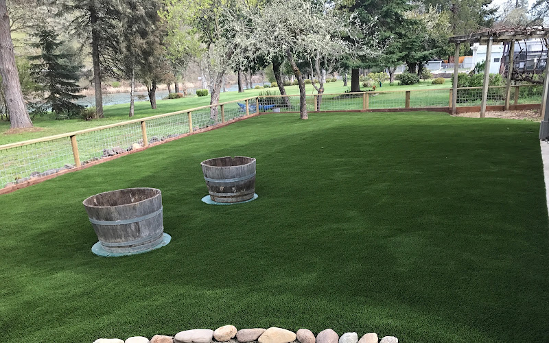 Emerald Landscape Construction, LLC Roseburg OR