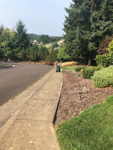 Good Dog Landscape Maintenance & Design