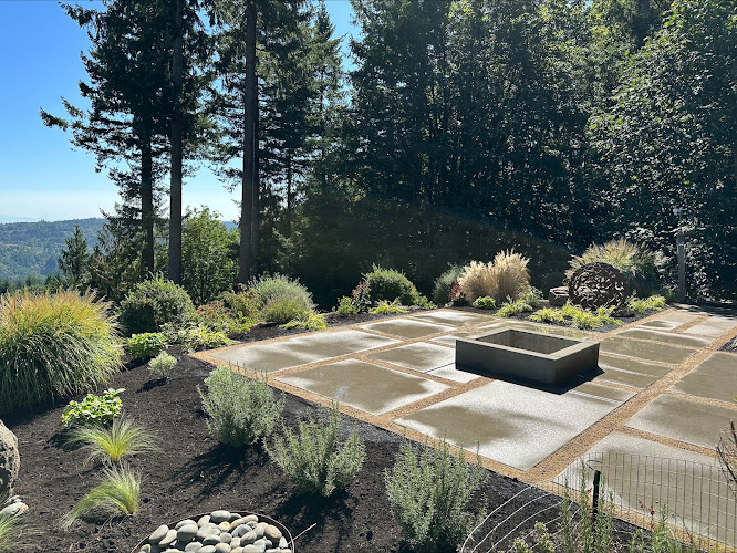 Creekscape Design LLC Landscape Design & Installation, Retaining Walls, Garden Design