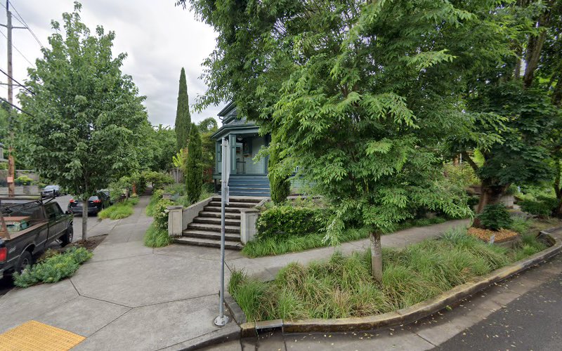 Lilyvilla Gardens