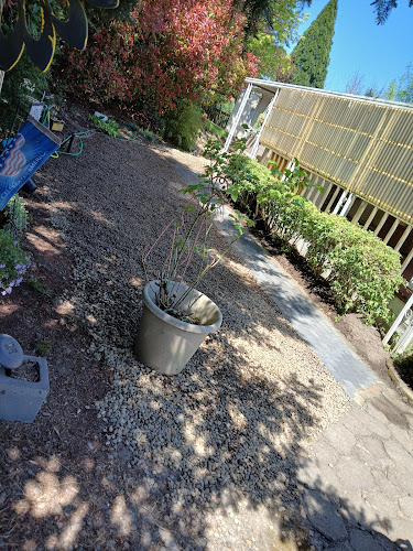 M&M Landscaping LLC